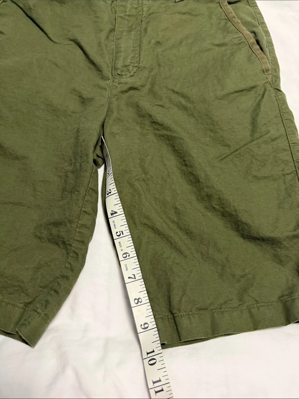 Banana Republic Olive Green Flat Front Men's Shorts